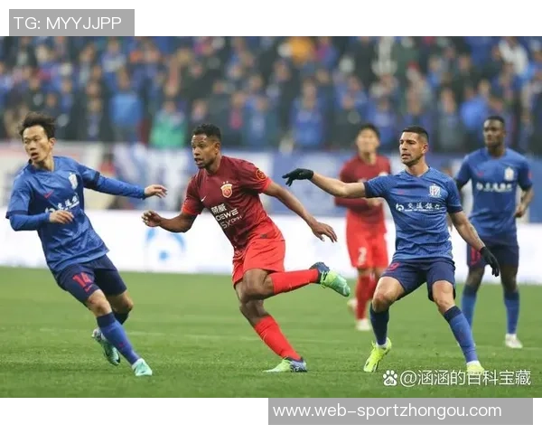 河南队热身赛大胜上海海港非主力阵容展现强劲实力 河南队热身赛大胜上海海港非主力阵容展现强劲实力